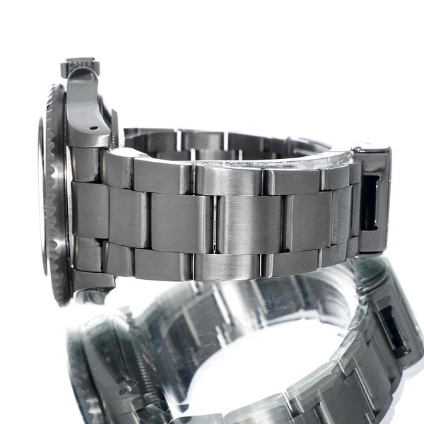 Rolex Sea-Dweller 16600